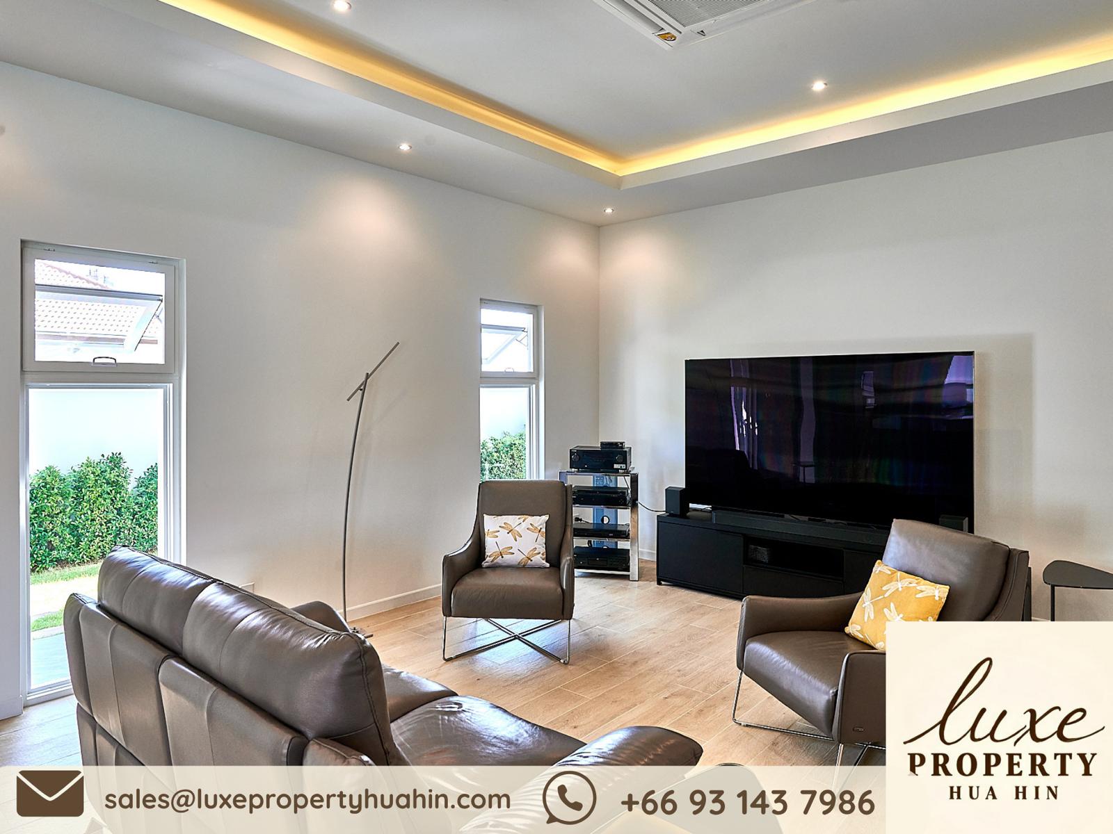 e68542cf-93a4-4de2-824f-65e31a3d3cfa