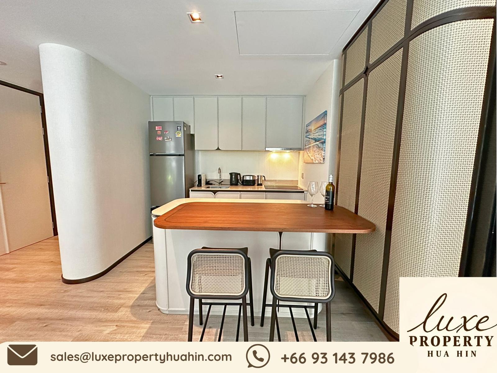 b1028d7d-e4a5-4082-8b33-6faf2167b789